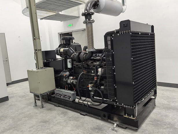 ���x�^��ُ400KW����˹���Ͱl(f��)늙C(j��)�M